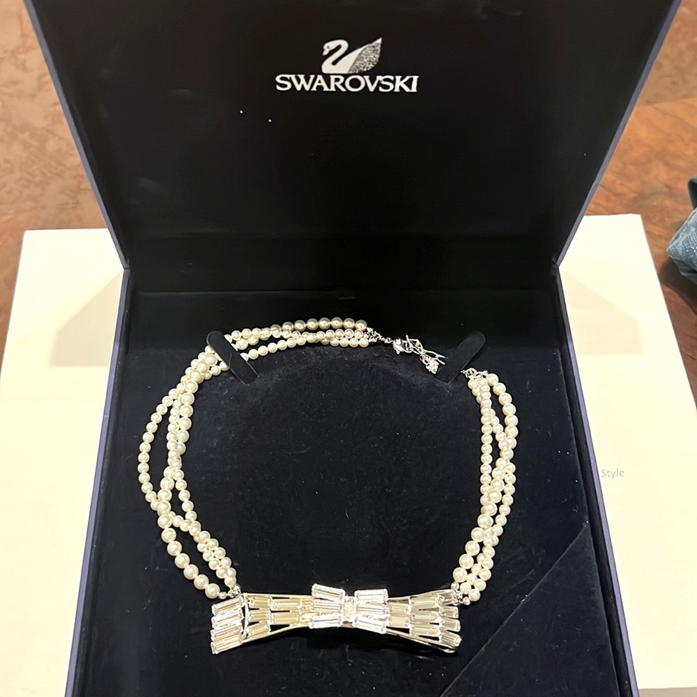 Very Special Authentic Swarovski Necklace Chocker Pearl Crystal